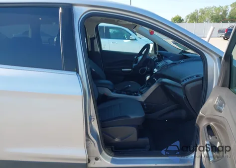 2016 Ford Escape Se from USA, damaged, VIN 1FMCU0G97GUA32495